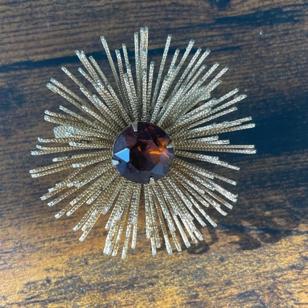 Vintage Sara Cov jewelry brooch pin Sara Coventry